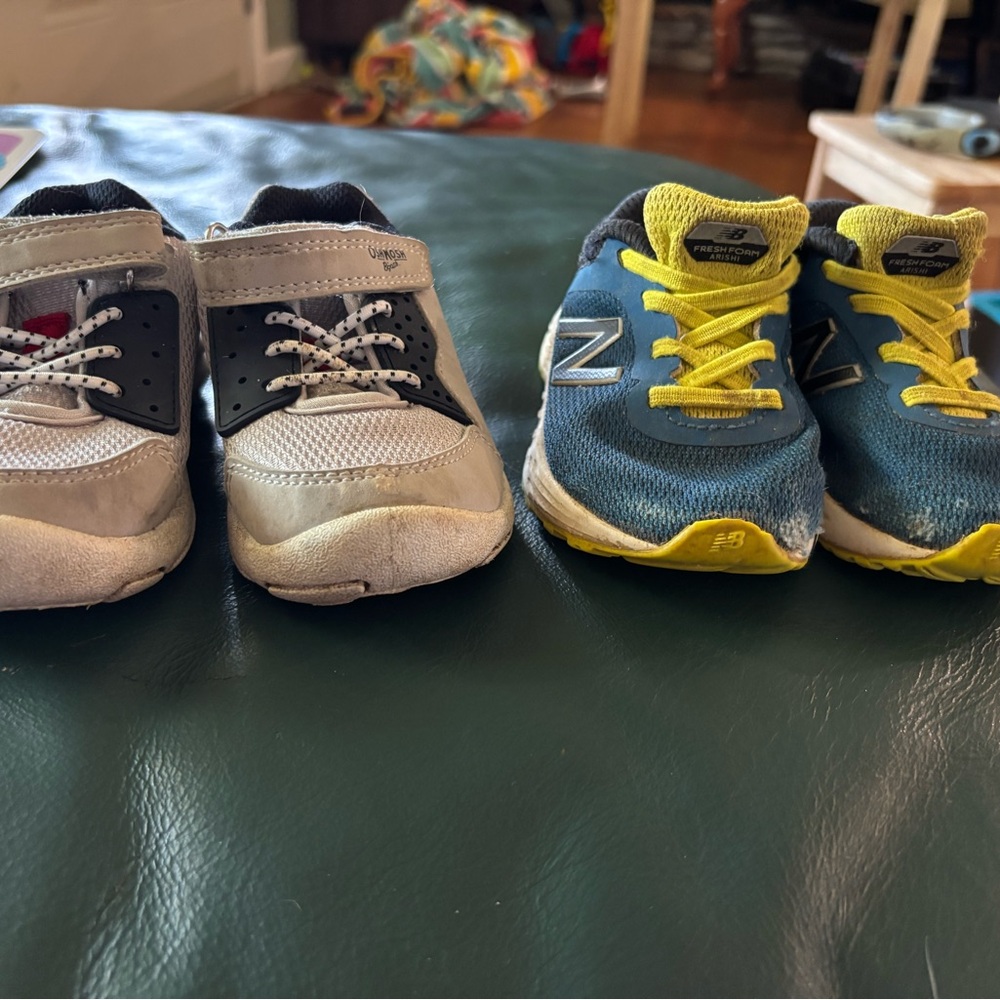 Gerber,Keen,Osh Kosh,New Balance sandals/shoes Toddler boy size 6 - Picture 6 of 8